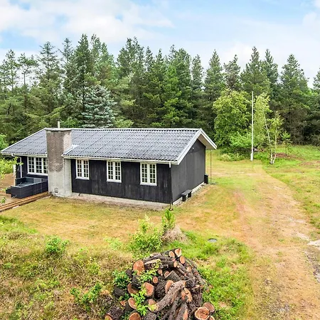 6 Person In * Blåvand