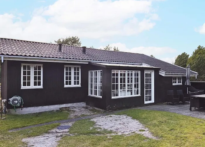 6 Person In Blåvand