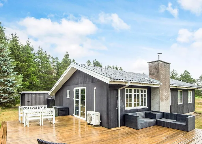 6 Person In Blåvand